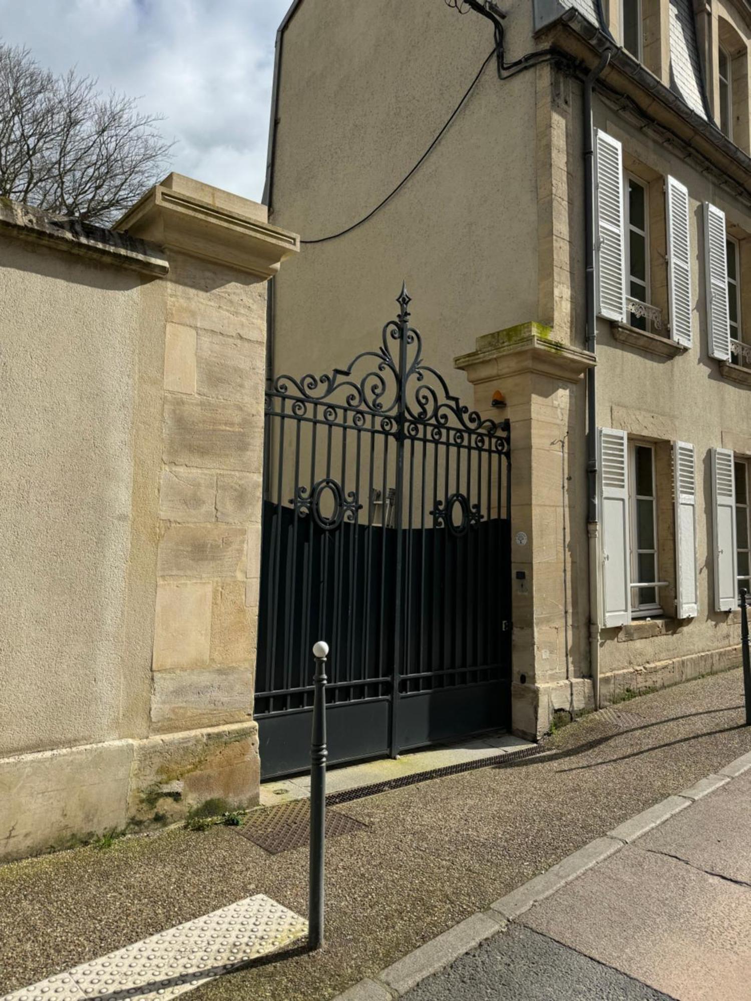 Apartament Le Hetre Pourpre Bayeux Zewnętrze zdjęcie